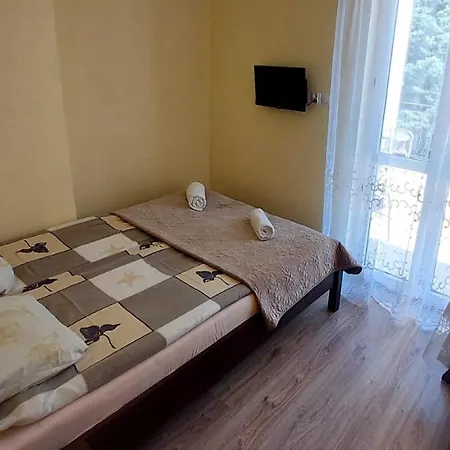 בית אירוח Morskie Oko אוסטרוני מורסקי
